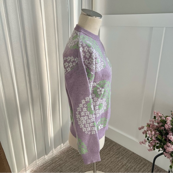 Witty Fox Women’s Sweater Size Medium - Picture 2 of 11